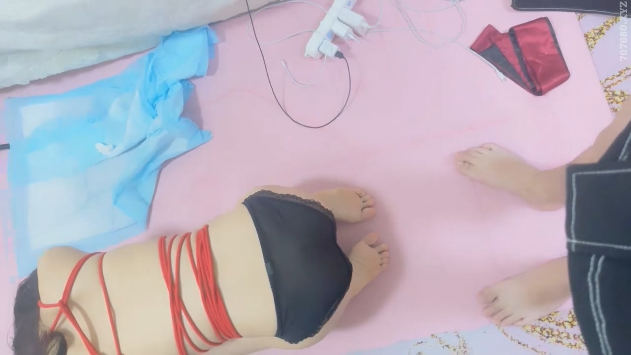 爱插枪的女流氓20240317