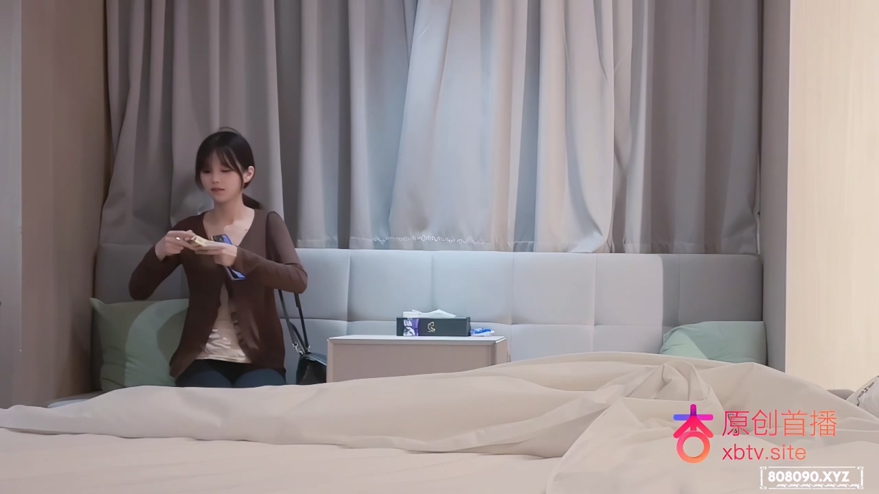 杏吧大熊EP1-17岁叛逆高中学生妹辍学兼职外围-172大长腿